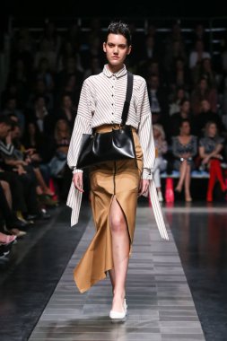 Bipa Fashion.hr'nda Klisab