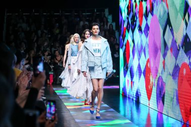 Zoran Aragoviç Bipa Moda 'da.