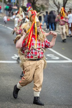 Geleneksel karnaval geçit töreni