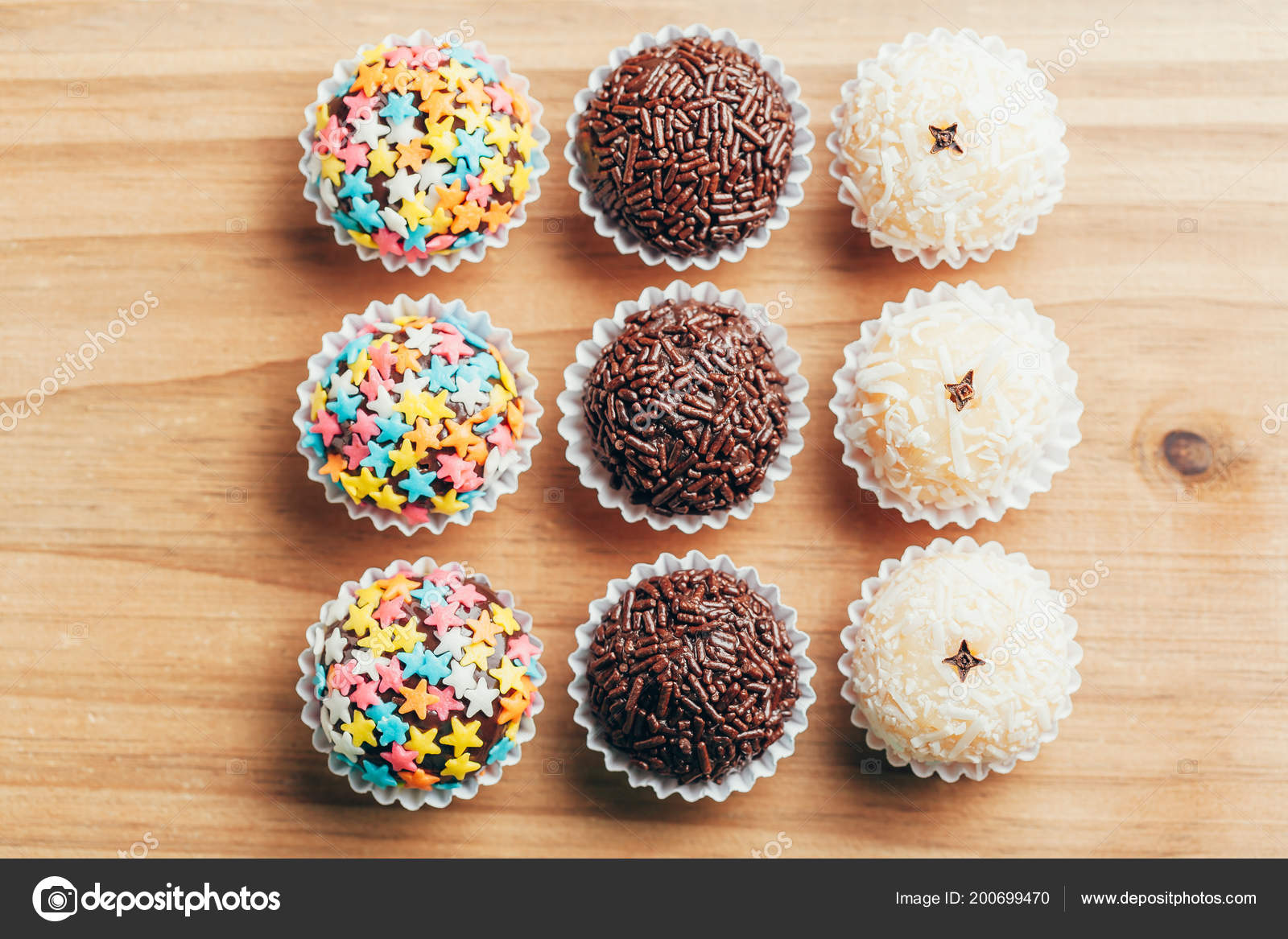 Handmade Brazilian Sweets Beijinho Brigadeiro Common Children Birthday  Party Macro Stock Photo by ©kleberpicui 200699470