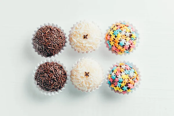 Bonbons Brésiliens Faits Main Xoinho Brigadeiro Commun Dans Fête Anniversaire — Photo