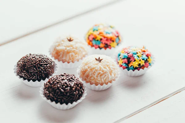 Bonbons Brésiliens Faits Main Xoinho Brigadeiro Commun Dans Fête Anniversaire — Photo