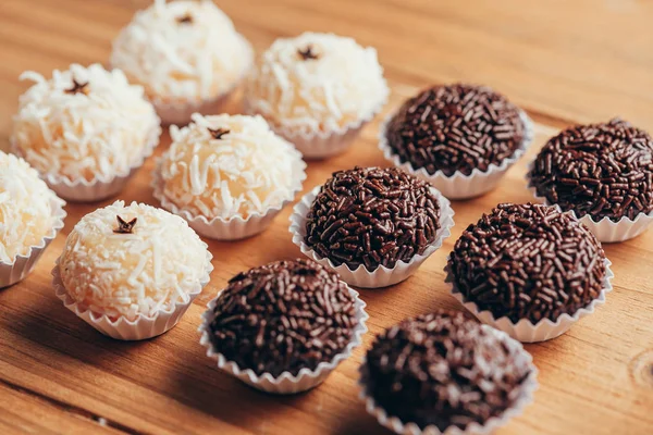 Dulces Brasileños Hechos Mano Jalá Brigadeiro Común Fiesta Cumpleaños Niños —  Fotos de Stock