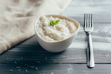 Arroz de leite - pirinç süt ile - tipik tuzlu tarifi Brezilya kuzeydoğu