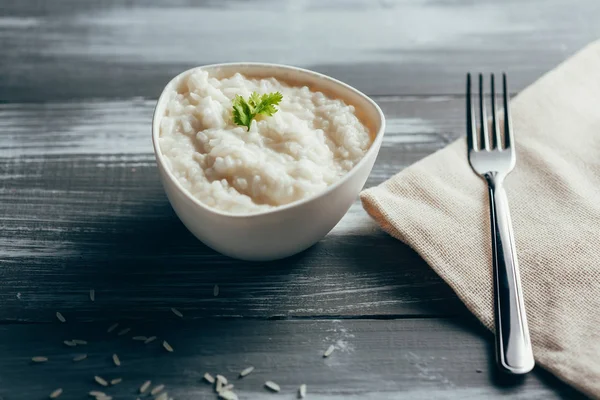 Arroz de leite - pirinç süt ile - tipik tuzlu tarifi Brezilya kuzeydoğu