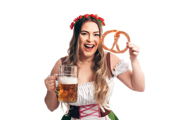 Aantrekkelijk Meisje Traditionele Duitse Kostuum Met Krakeling Bier Oktoberfest Geïsoleerd — Stockfoto