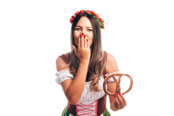 Attraktiva Flicka Traditionell Tysk Dräkt Med Kringla Oktoberfest Isolerad Vit — Stockfoto