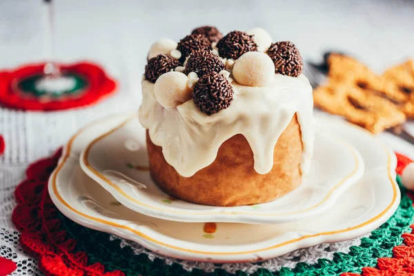 Christmas Tårta Panettone Och Jul Dekorationer — Stockfoto