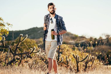 Adam Brezilyalı Caatinga hiking sırt çantası ile