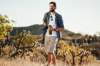 Adam Brezilyalı Caatinga hiking sırt çantası ile