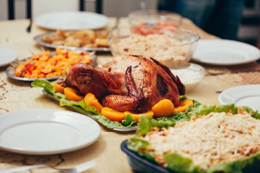 Noel Aile Yemeği Masa Konsepti. Noel Yemeği