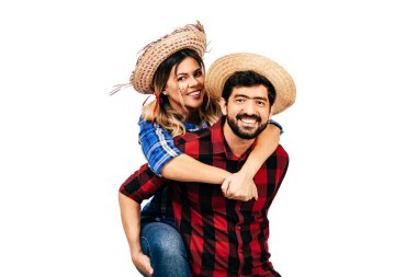 Festa Junina - Haziran festivali için geleneksel kıyafetler giyen Brezilyalı çift