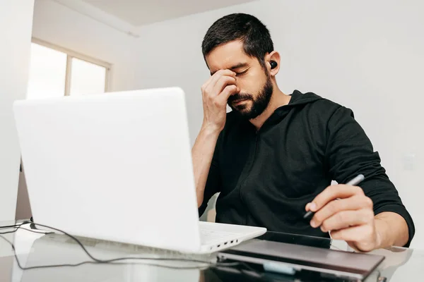 Stressed Designer Working Home Using Laptop Tablet — Stock Photo, Image