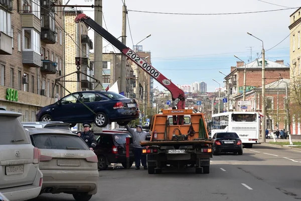 Května 2018 Krasnojarsk Rusko Evakuace Auta Kvůli Parkování Porušení Protokoly — Stock fotografie