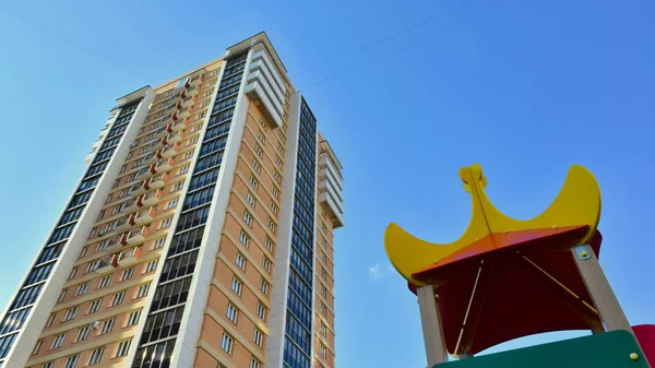 Julio 2018 Krasnoyarsk Rusia Casa Residencial Para Adultos Una Casa — Foto de Stock