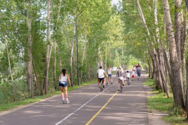 yayalar Park ve bisikletçiler için yol
