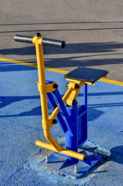 sokak spor sırt ve kol kasları eğitim simülatörü 