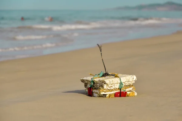 Flutuar Rede Pesca Elenco Praia Areia Terra — Fotografia de Stock