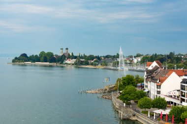 Görünüm görüntüleme kuleden Konstanz Gölü, Friedrichshafen şehir