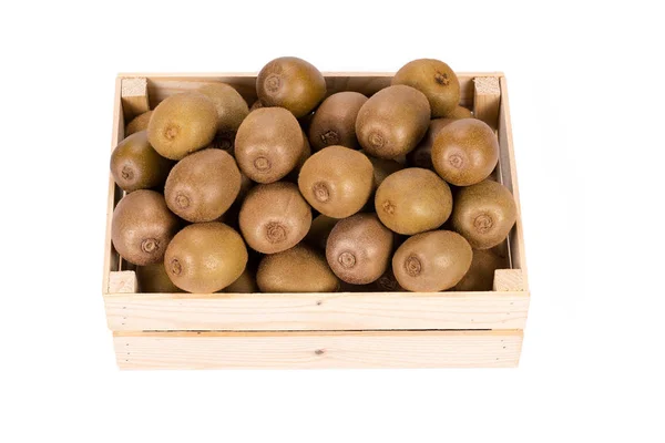 Houten Kist Gevuld Met Veel Rijp Verse Kiwi Fruit Geïsoleerd — Stockfoto