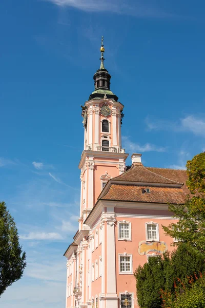 Widok szczegółów piękny stary barokowy kościół - Kościół pielgrzymkowy w Birnau na jeziorze Bodeńskim — Zdjęcie stockowe