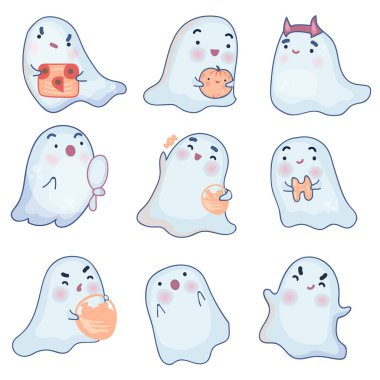 Beyaz bir arka plan üzerinde sevimli hayaletler kümesi. Cadılar Bayramı balkabağı ile Kawaii Hayalet.