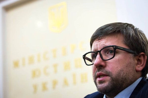 Заместитель министра юстиции Украины, руководитель пенитенциарной службы Украины Денис Чернышов во время брифинга в Киеве, Украина. Ноябрь 12, 2017
.