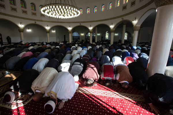 Muslims pray in Ar-Rahma Mosque during the holiday of Kurban Bayram in Kiev, Ukraine. September 1, 2017.