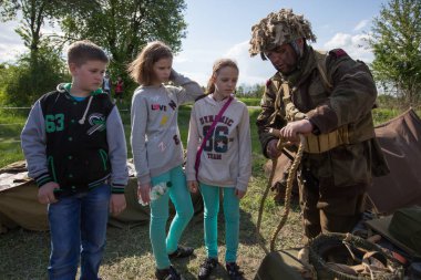 İkinci Dünya Savaşı Kiev, Ukrayna kurbanları anısına askeri Festivali 