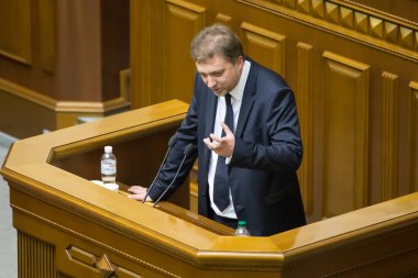 Ukrayna Savunma Bakanı Andriy Zahorodnyuk, Ukrayna'nın Kiev kentinde yeni seçilen parlamentonun ilk oturumunda konuştu. Ağustos 29, 2019.