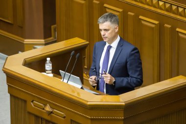 Ukrayna Dışişleri Bakanı Vadym Prystaiko, Ukrayna'nın Kiev kentinde yeni seçilen parlamentonun ilk oturumunda konuştu. Ağustos 29, 2019.