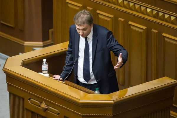 Ukrayna Savunma Bakanı Andriy Zahorodnyuk, Ukrayna'nın Kiev kentinde yeni seçilen parlamentonun ilk oturumunda konuştu. Ağustos 29, 2019.