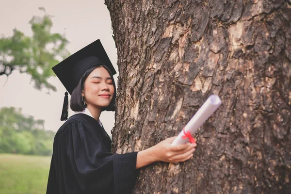 Examen Konceptet Graderad Studenter Examen Dag Asiatiska Studenter Ler Glatt — Stockfoto