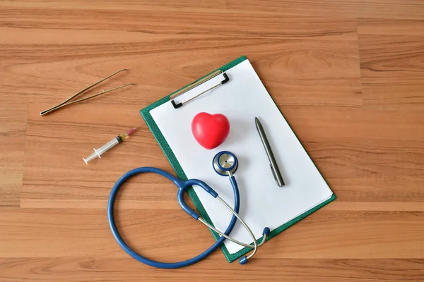 Concept Medical Device, Medical equipment is placed on the desk.