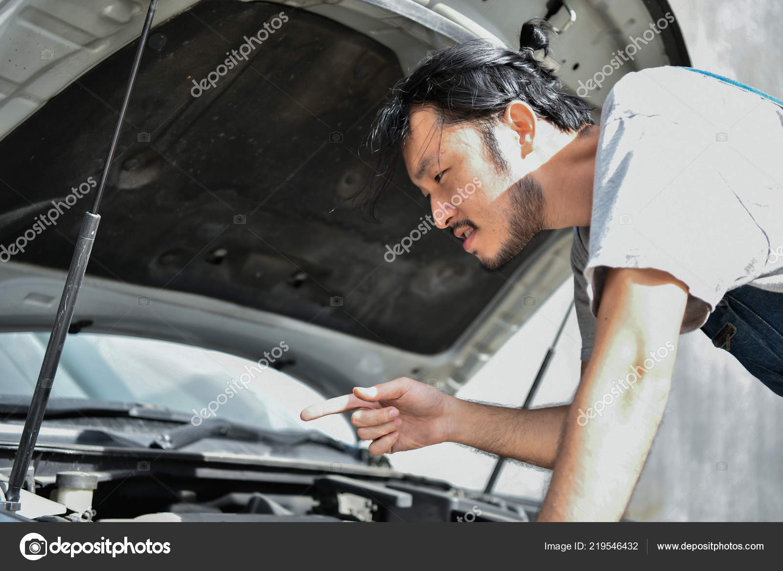 Car Repair Concept Asian People Repairing Cars Roadside Asian Guy Stock