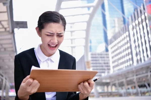 Conceptos Negocio Los Empresarios Están Estresados Ciudad Gente Negocios Tiene — Foto de Stock