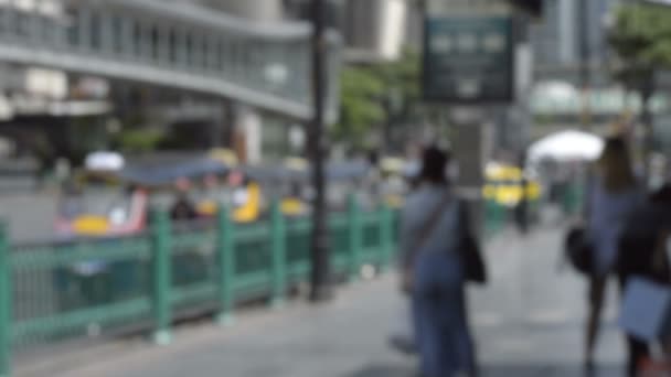 Rozostřený Provoz Hlavním Městě Rozmazané Obrázky Lidé Cestují Kolem — Stock video