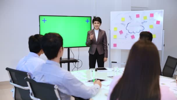 Concetto Aziendale Donne Presenteranno Lavoro Alla Riunione Risoluzione — Video Stock