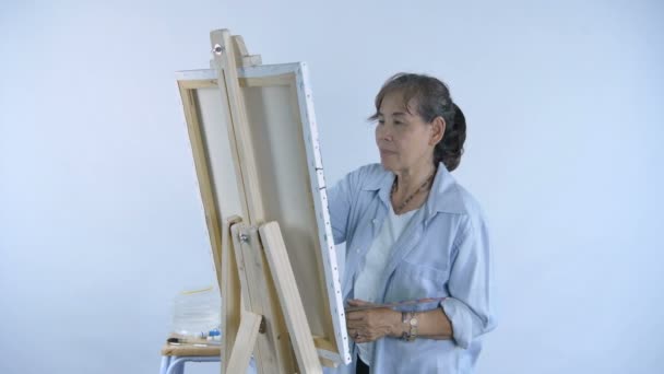 Concepto Artista Una Mujer Mediana Edad Dibujando Estudio Resolución — Vídeo de stock