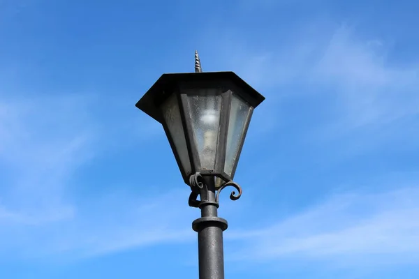 Антикварна Барокова Металева Вулична Лампа Зверху Прозорим Склом Світлодіодною Лампою — стокове фото