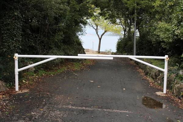 Strong White Metal Ramp Locked Two Padlocks Each Side Completely — 图库照片