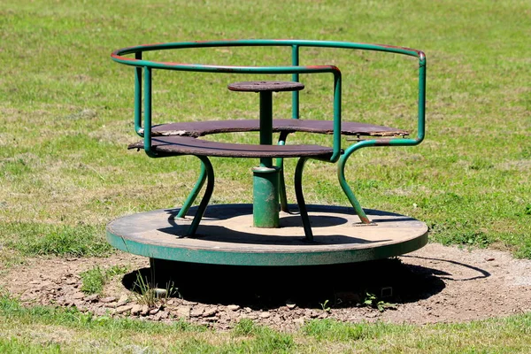 Old Vintage Retro Partially Rusted Outdoor Public Playground Equipment Made — Stock Photo, Image