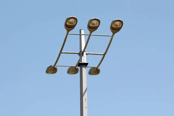 Alto Pólo Utilidade Metal Forte Com Seis Grandes Refletores Luz — Fotografia de Stock