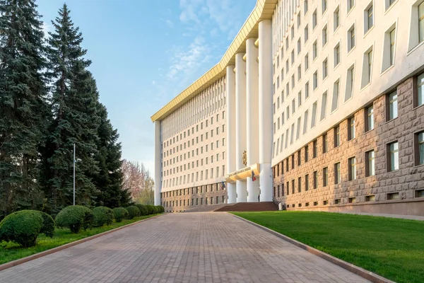 Parlament der Republik Moldau in Tschisinau, Moldawien — Stockfoto