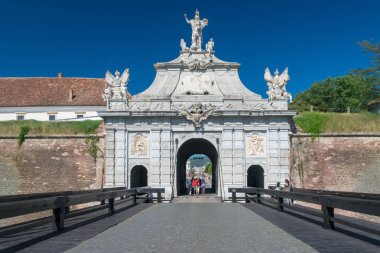 Alba Iulia, Romanya - 11 Ağustos 2018: Citadel Alba-Carolina Alba Iulia, Romanya 3 kapı