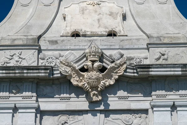 La 3ª Puerta de la Ciudadela Alba-Carolina en Alba Iulia, Rumania — Foto de Stock