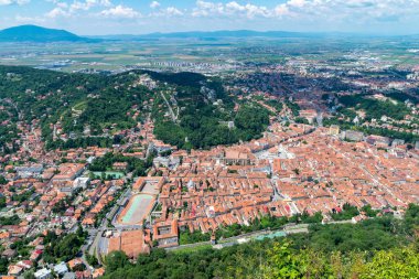 Brasov şehir Tampa dağdan görüntülendi genel bakış