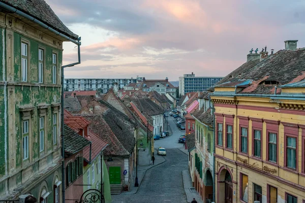 Uma vista para a parte central do Sibiu, na região da Transilvânia, Roménia — Fotografia de Stock