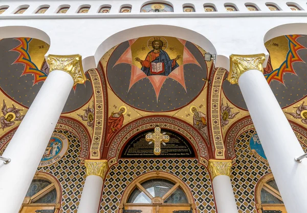 Sibiu, Rumänien - 17 juli 2018: Jesus Kristus målning på kyrkan av uppstigning och St Nicholas i Sibiu, Rumänien — Stockfoto