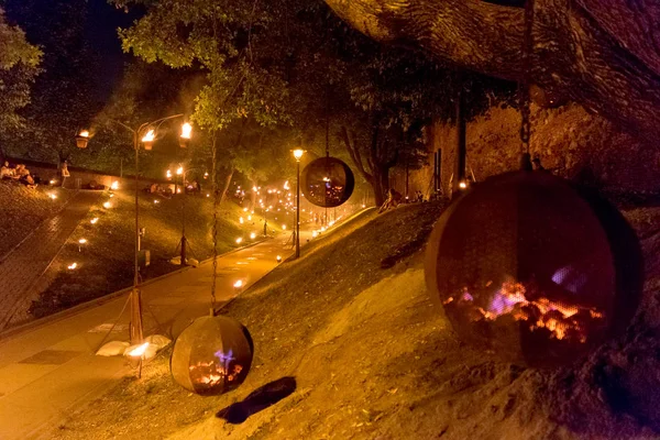 SIBIU, ROMANIA - 9 June, 2018: Compagnie Carabosse, French fire alchemists, created a Fire Garden at the Sibiu International Theatre Festival 2018. — Stock Photo, Image